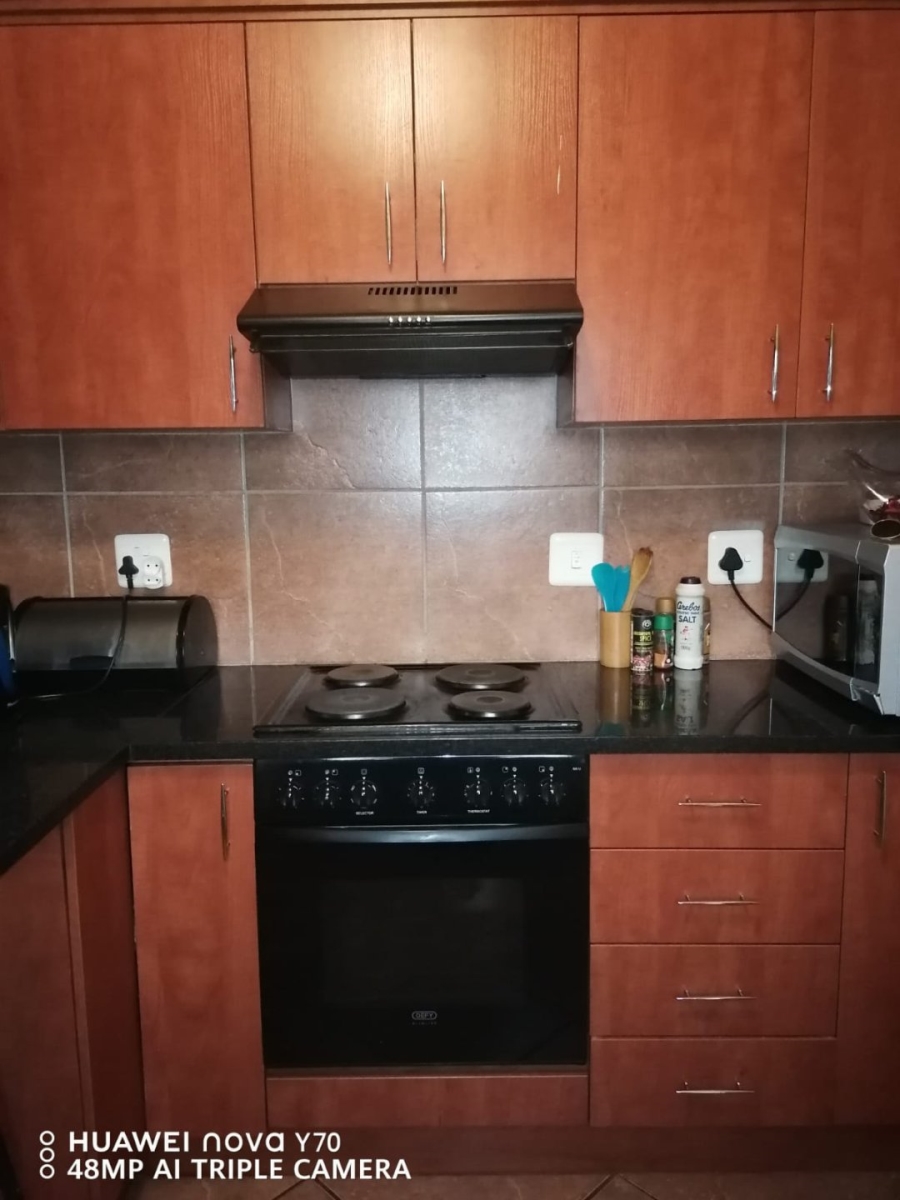 2 Bedroom Property for Sale in Hagley Western Cape